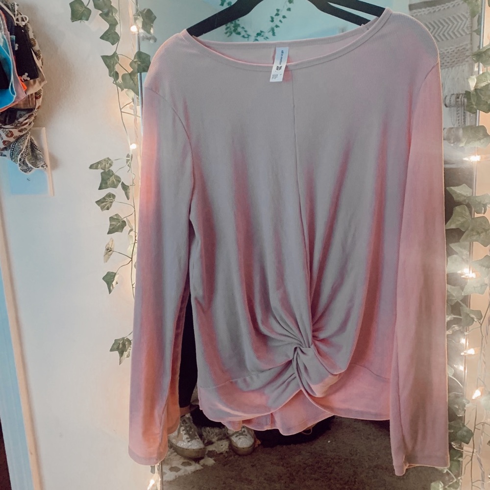 cute pink athletic shirt!